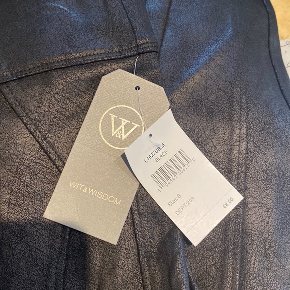 Wit & Wisdom Black Leggings, crackle coated - Picture 2 of 2